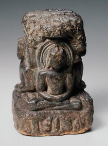Buddhistische Schnitzerei