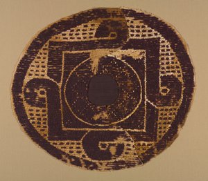 Gelooptes Rundel von einer Decke oder einem Überwurf, 300-400
