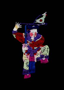 Weibliche Figur mit Schwert und Vogel. Gemaltes Papierschnittbild oder "Jian Zhi", chinesische Volkskunst, Peking