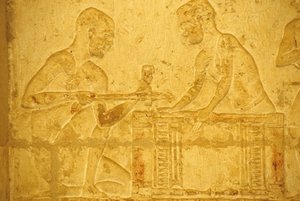 Altes Ägypten, Wandmalerei/Schnitzerei, Grab von Petosiris, Tuna el-Gebel, 300 v. Chr., Zimmerleute bei der Arbeit