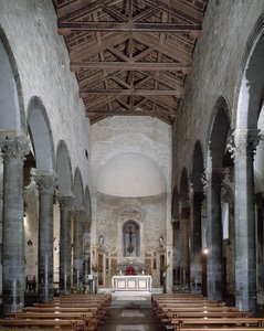 Innenansicht der Apostelkirche