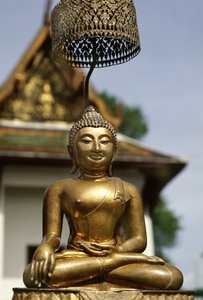 Der Phra Buddha Sihing während der Neujahrsfeierlichkeiten