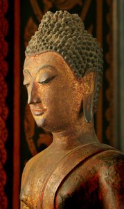 Lanna Sukhothai Stil Buddha (Bronze) von School Thai