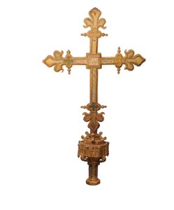 Vergoldetes und polychrom dekoriertes Prozessionskreuz, Spanien, ca. 1500