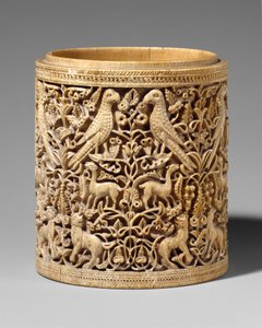 Pyxis, um 950-75