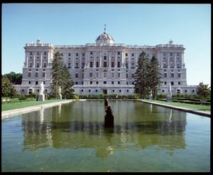 Blick auf den Königspalast (1738-1755) (Fotografie) von Spanish School