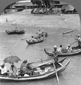 Boote auf dem Irrawaddy-Fluss, Sagaing, Burma, 1908