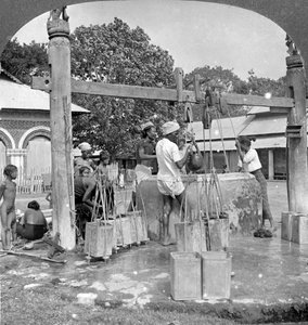 Öffentliche Wasserbrunnen, Mandalay, Burma, 1908