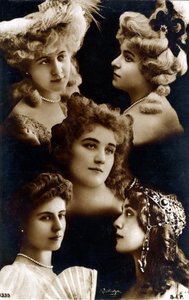 Ewiges Weibliches, Mosaik von Porträts junger Frauen, ca. 1900 (Foto)