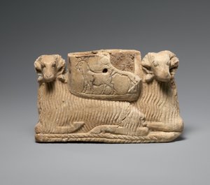 Gefäß, unterstützt von zwei Widdern, ca. 2600-2500 v. Chr. von Sumerian Sumerian