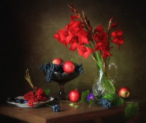 Gladiolen und reife Früchte von Tatyana Skorokhod