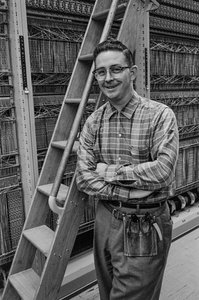 Wartung von Telefonanlagen bei PacTel alias Pacific Telephone in Bellingham von Ted Spiegel