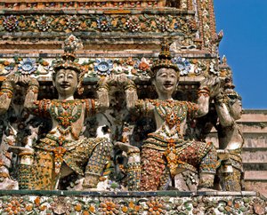 Karyatiden des Tempels Wat Arun