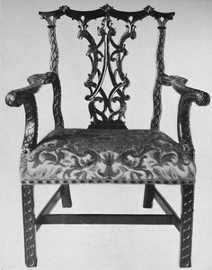 Chinesischer Chippendale Armstuhl mit Sitz in zeitgenössischer Stickerei, Mitte 18. Jahrhundert, 1928