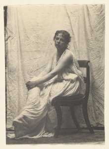 Weda Cook im klassischen Kostüm im Eakins