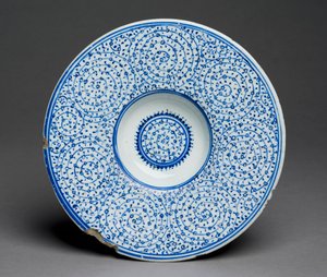 Tondino-Schale, Iznik Golden Horn Ware, Türkisch, ca. 1535-45