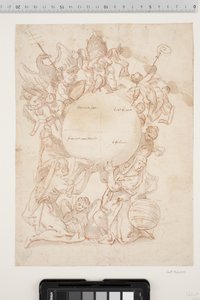 Diverse Figuren, darunter Markuslöwe, ein Doge und eine Frau, neben der man einen Globus sieht, stützen einen großen Globus, der in vier Felder unterteilt ist, gekennzeichnet durch Inschriften wie "America Sett.", "America meridionale", "Asiaeropa" und "Af