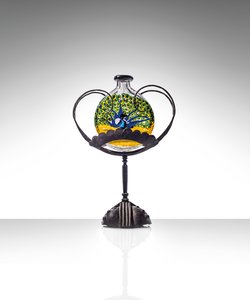 Pfauenmosaikvase auf Ständer, ca. 1922 von Umberto Bellotto
