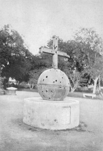 Ein Meuterei-Relikt - Das Kreuz aus der Delhi Kirche, um 1910 von Unbekannt