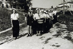 Eine Pioniergruppe im All-Union Young Pioneer Camp Artek, Gurzuf, Krim, UdSSR, 1930er Jahre