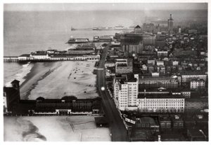 Luftaufnahme von Atlantic City, New Jersey, USA, aus einem Zeppelin