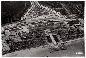 Luftaufnahme des Flughafens Berlin Tempelhof, Deutschland, aus einem Zeppelin, ca. 1931, 1933