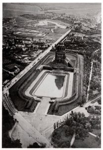 Luftaufnahme des Völkerschlachtdenkmals, Leipzig, Deutschland, aus einem Zeppelin, ca. 1931-1933