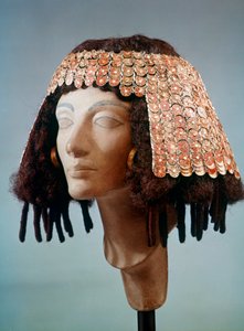 Altägyptischer Kopfschmuck und Ohrringe, 18. Dynastie, 16.-13. Jahrhundert v. Chr.