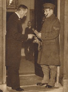 Armee-Depeschenreiter aus Die Festung bei Nr. 10, 1936 1937