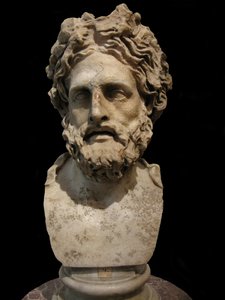 Asklepios, Gott der Medizin und Heilung. Römische Kopie der griechischen Statue von Phyromachos, 2. Jahrhundert v. Chr. von Unbekannt