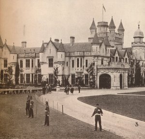 Schloss Balmoral, das Hochlandheim ihrer Majestäten, ca. 1916, 1935