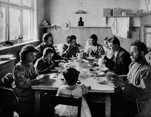Frühstückszeit, ca. 1910, 1911
