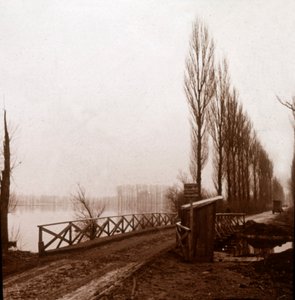 Brücke über den Fluss Ailette, Nordfrankreich, um 1918