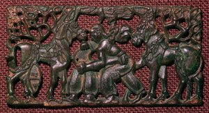 Chinesische Bronze-Geschirrplakette von ringenden Männern von Unbekannt