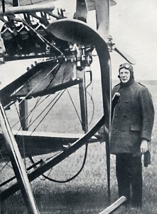 Churchill interessierte sich für Flugzeuge und sah die größten Möglichkeiten voraus, 1914, 1945