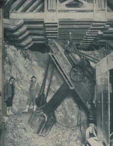 Das Herz eines Berges für einen Tunnel in Colorado ausgraben, ca. 1935