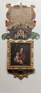 Kollegiatskirche. Innenraum. Gemälde Madonna mit dem Kind. Ein Wandgemälde die Legende.