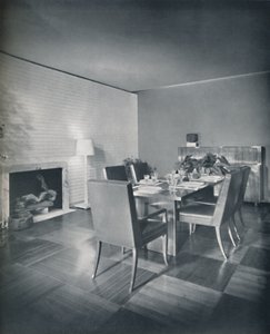 Esszimmermöbel mit lederbezogenen Stühlen, entworfen von T. H. Robsjohn-Gibbings von Unbekannt