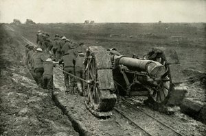 Ziehen der Kanonen zu neuen Vorstoßpositionen, 1919 von Unbekannt