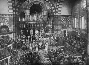 Ostersonntagsgottesdienst in der griechischen Kirche, Bayswater, London, ca. 1903 von Unbekannt