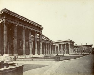 Außenansicht des British Museum, Great Russell Street, London, 1887