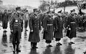 Französische Soldaten werden mit der Ehrenlegion ausgezeichnet, Mulhouse, Frankreich, 10. Februar 1945