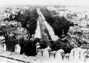 Deutsche Militärparade in Paris, Juni 1940
