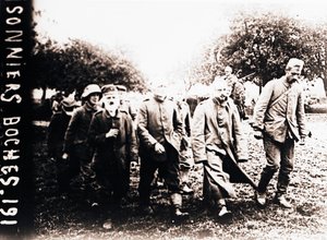 Deutsche Kriegsgefangene, ca. 1914-1918 von Unbekannt