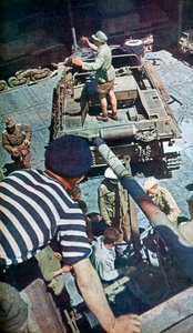 Deutsche Waffen und Munition kommen in Nordafrika an, 1942