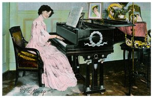Gertie Millar, britische Schauspielerin und Sängerin, spielt Klavier, ca. 1890-1909 von Unbekannt