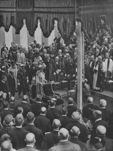 Seine Majestät der König legt den Grundstein des neuen Lloyds-Gebäudes, 23. Mai 1925, 1928