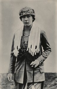 H.R.H. Prinzessin Mary, um 1920