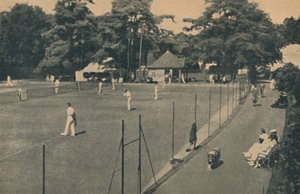Hartplatz-Tennisplätze, Upper Gardens