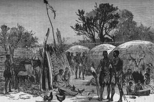 Innenraum eines Zulu-Kraals am Tugela-Fluss, ca. 1880